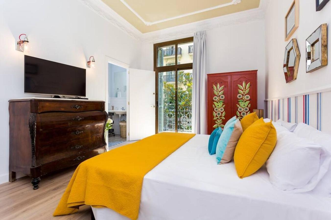 Luxury 4bdr In Gracia Appartamento